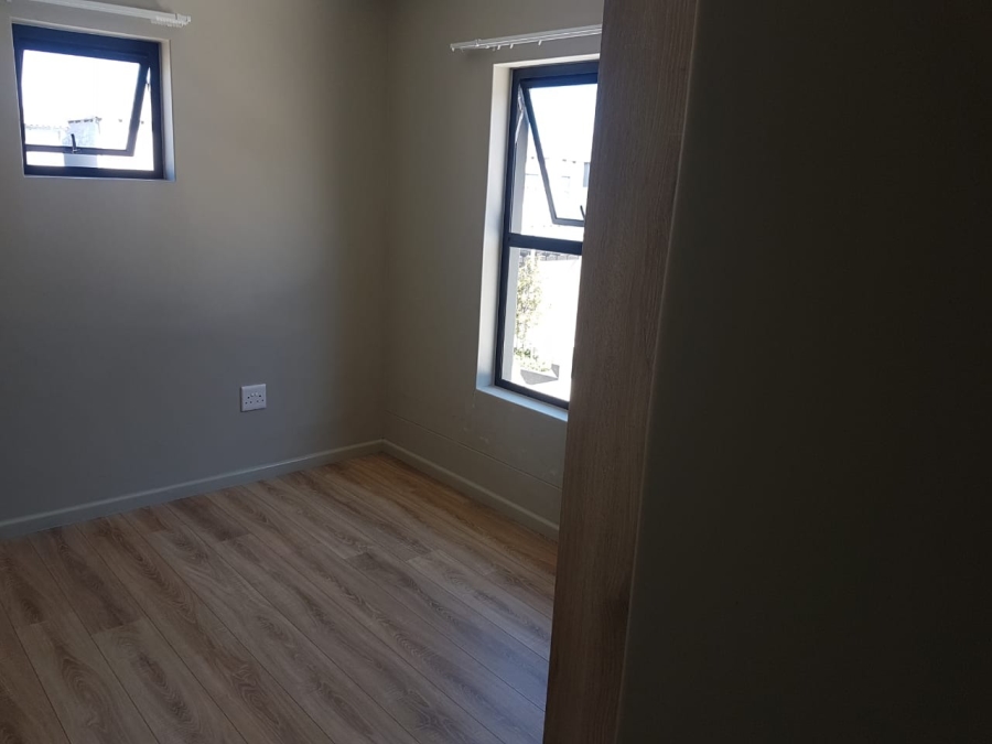 To Let 3 Bedroom Property for Rent in Parklands North Western Cape